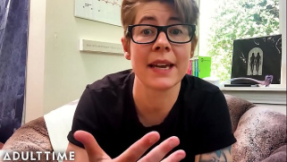 [Reunites Masturbates, Interviews, Big Tits] Webcam Lesbian