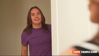 [Gonzo, Gonzo Close Up, Unshaved] A Gonzo Close Up Of StepMother Unshaved Vagina